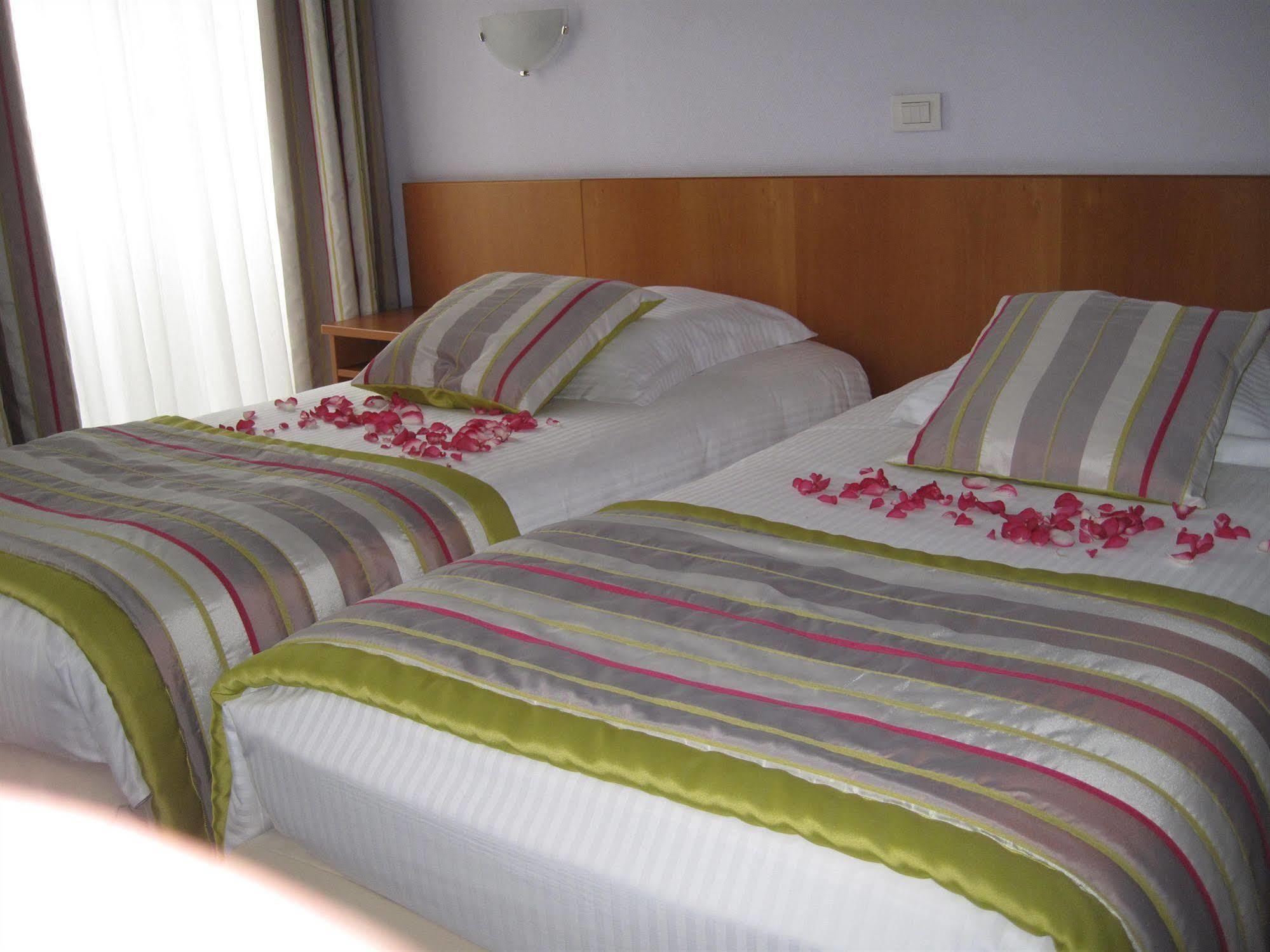 Hotel Le Terminus Μον Εξωτερικό φωτογραφία